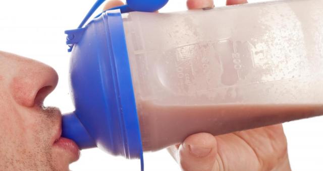 Как принимать сывороточный протеин — инструкция. Как правильно пить сывороточный протеин для роста мышц.